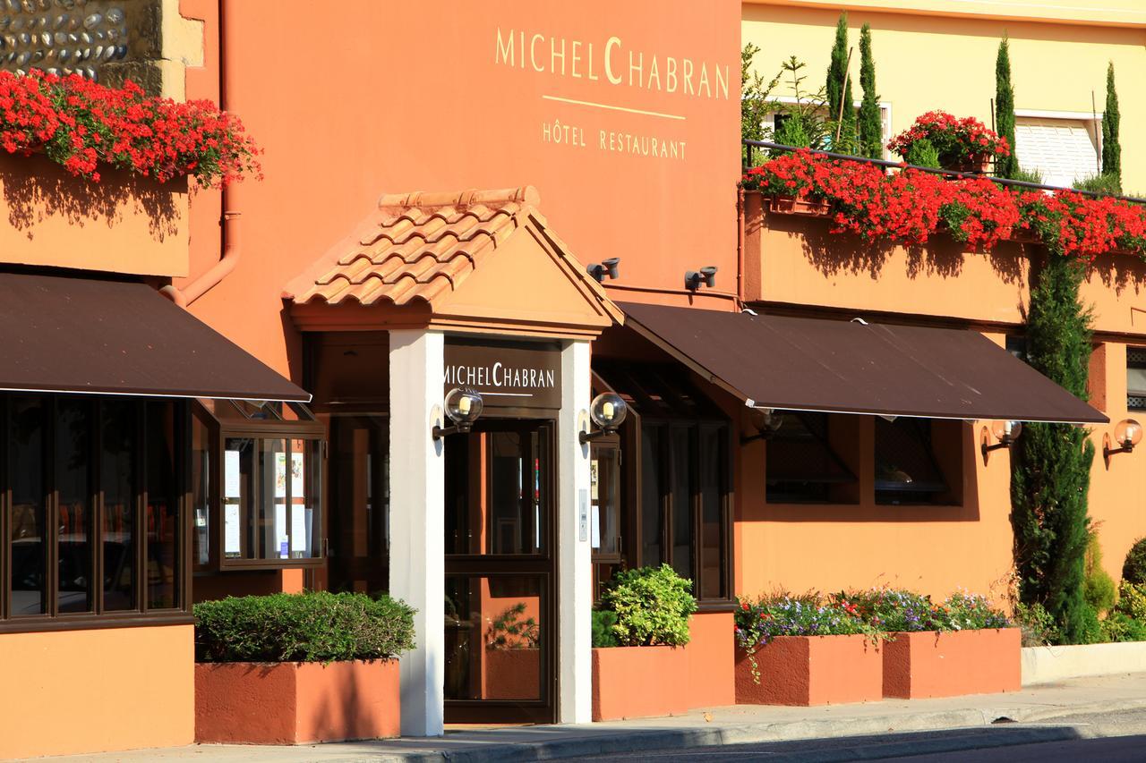 Hotel & Restaurants - Maison Chabran Pont-de-l'Isere Bagian luar foto